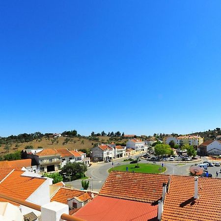 Apartamentos Bau-Doce Cercal do Alentejo Δωμάτιο φωτογραφία